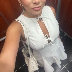 Elegant White Sleeveless Top